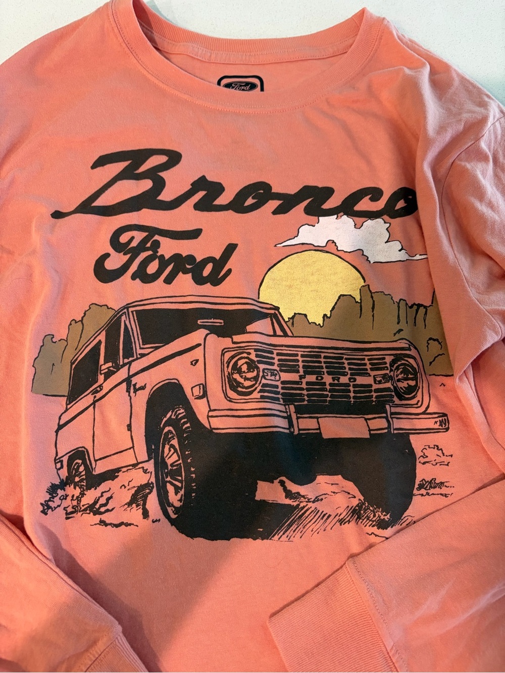 Ford Bronco slightly cropped long sleeve top graphic tee, NWT - Picture 2 of 4